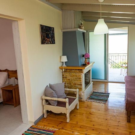 Alonia Apartment 히마레 외부 사진