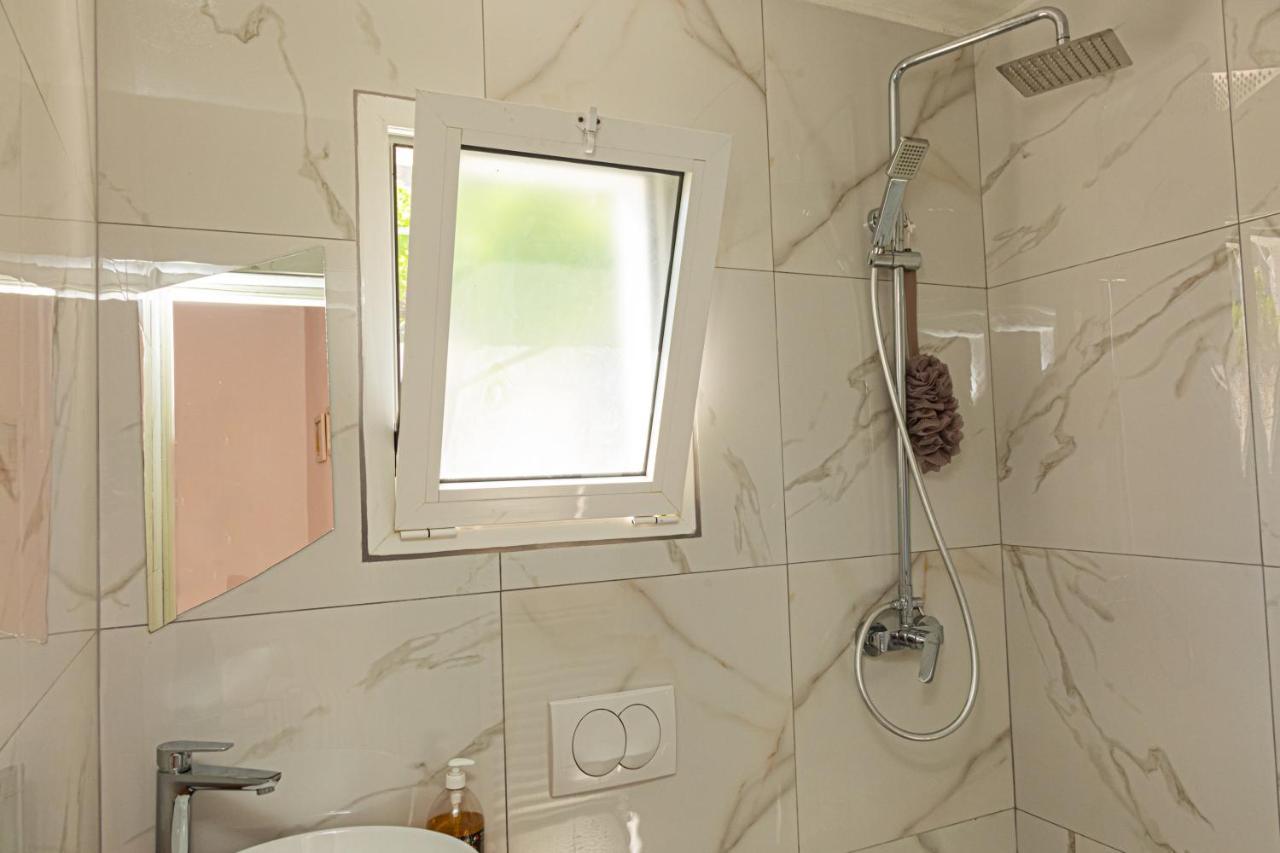 Alonia Apartment 히마레 외부 사진